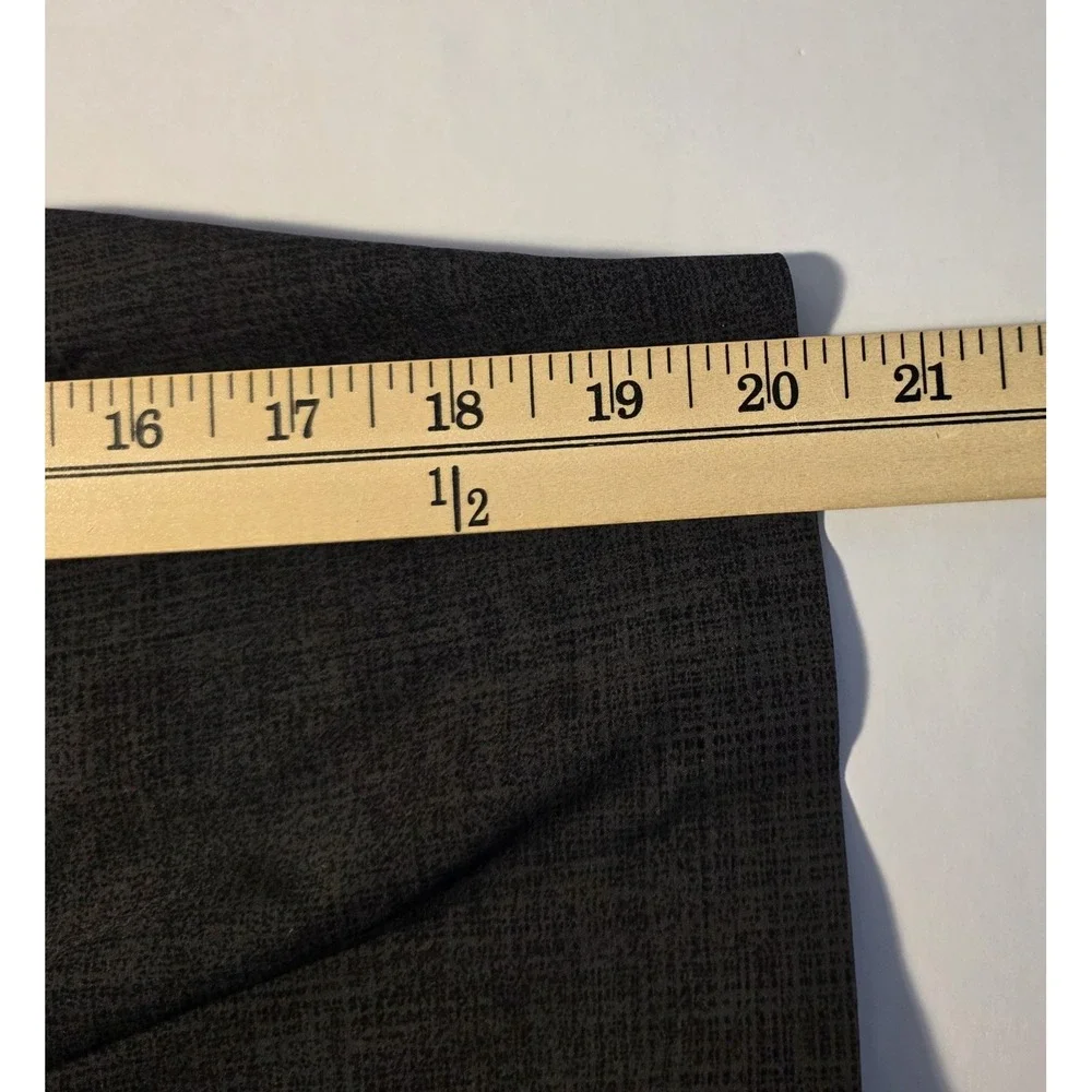 Lululemon Mens‎ Size 34 Gray Shorts